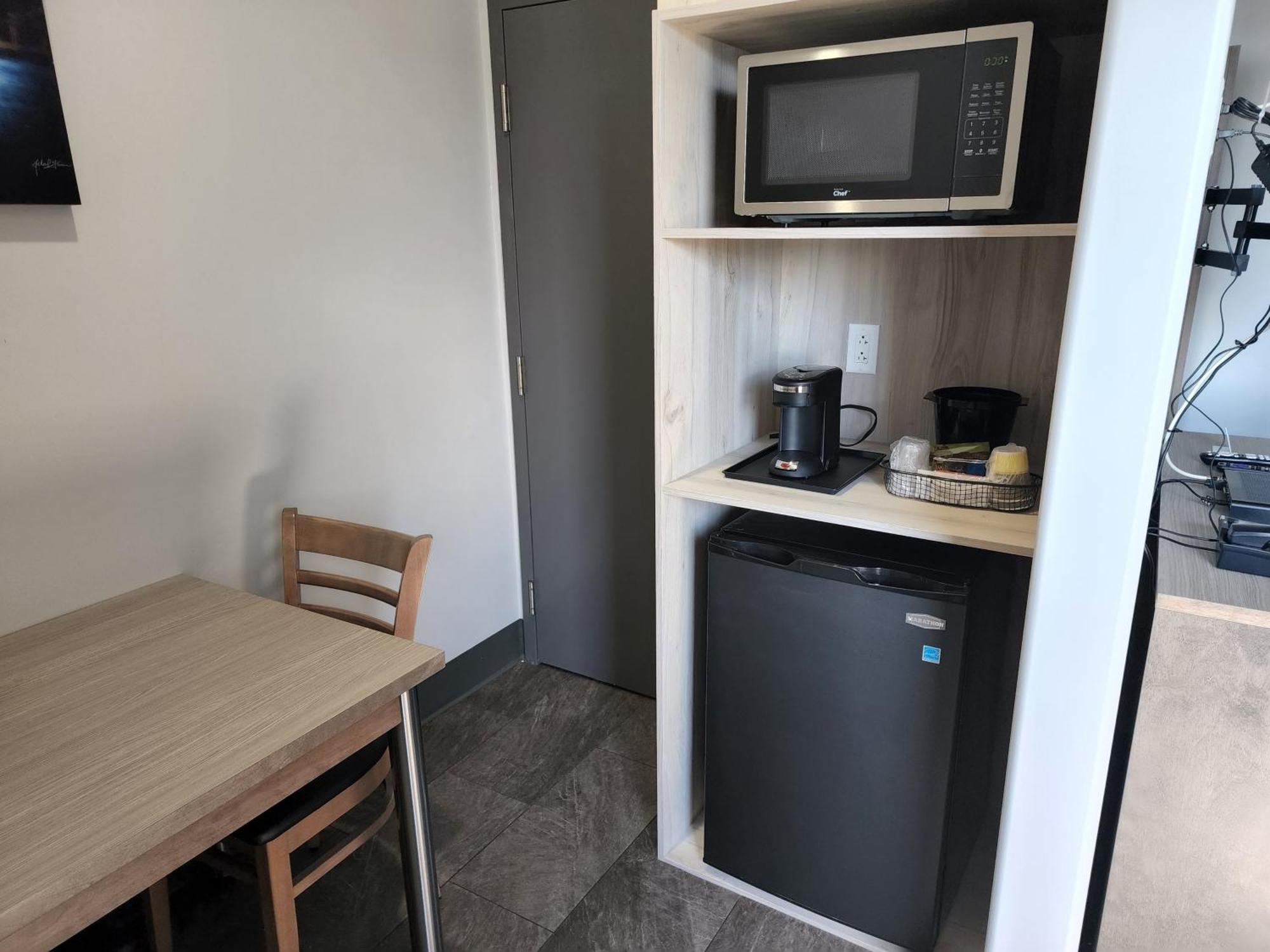 Razoolies Inn Stephenville Zimmer foto